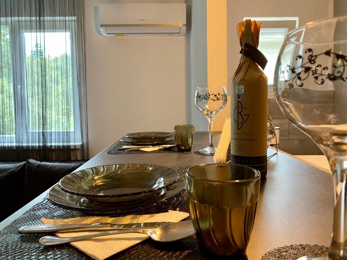 פרייד T&T Apartman מראה חיצוני תמונה